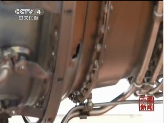 央视罕见披露中国军机事故实况 发动机喷火团(组图)