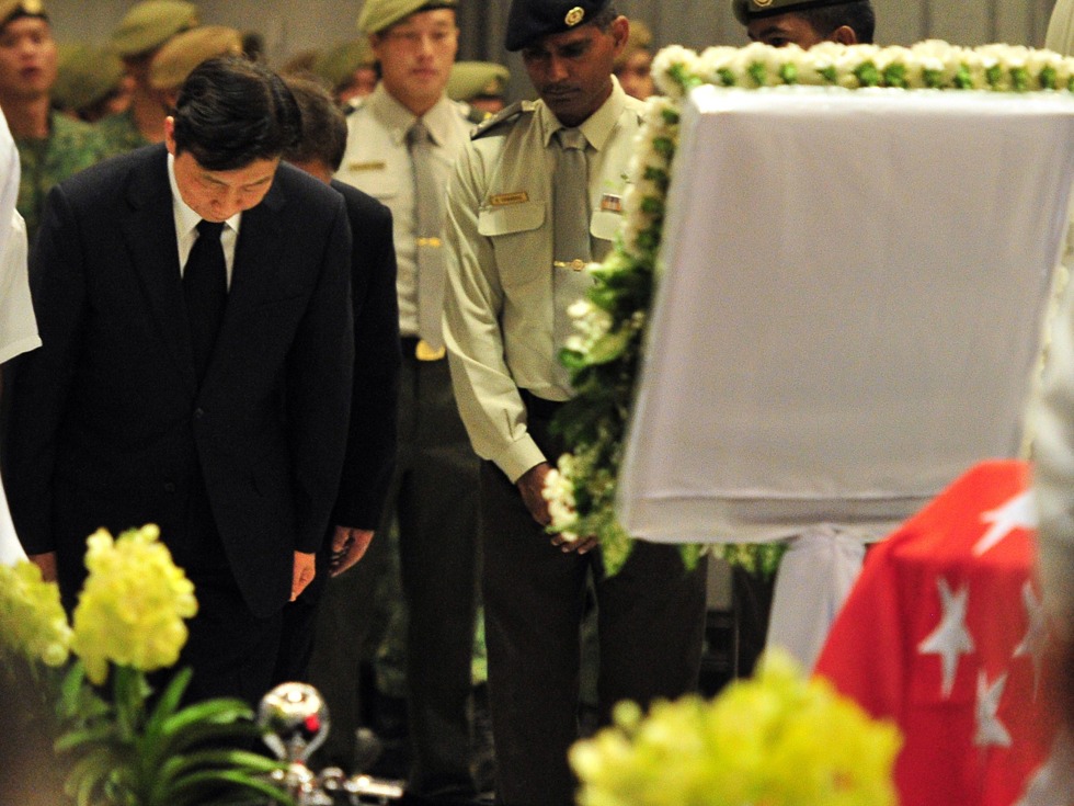 中国国家副主席李源潮作为中方代表出席了当前举行的国葬。