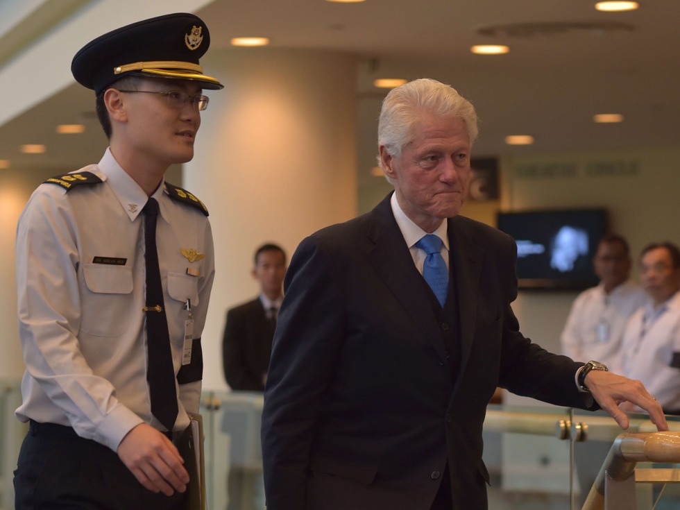 美国前总统克林顿（Bill Clinton）出席李光耀葬礼。