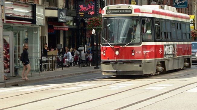 TTC宣布在繁忙路线加开班次。 （CBC）
